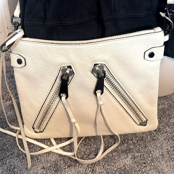 Rebecca Minkoff Handbags - Rebecca Minkoff‎ crossbody zipper bag cream